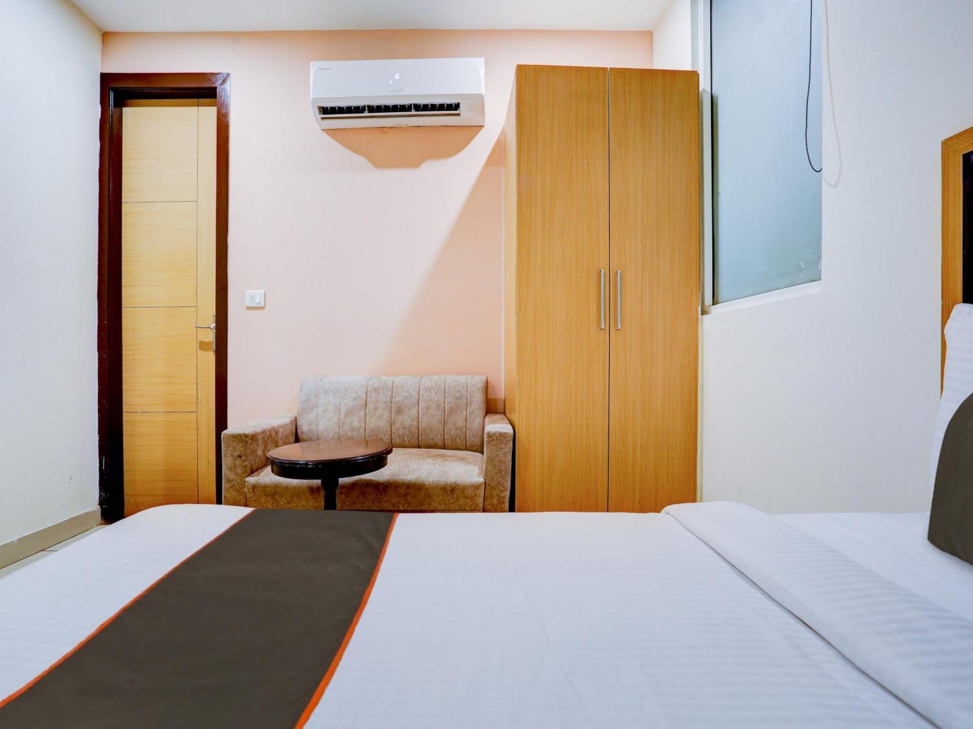 Collecion O White House Hotel New Delhi Exterior foto